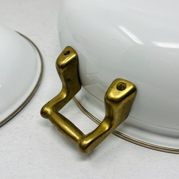 Vintage 1.5qt 6-Cups Bon Chef White Enamelware Pot & Lid w/Brass Handles Serving - Picture 8 of 12